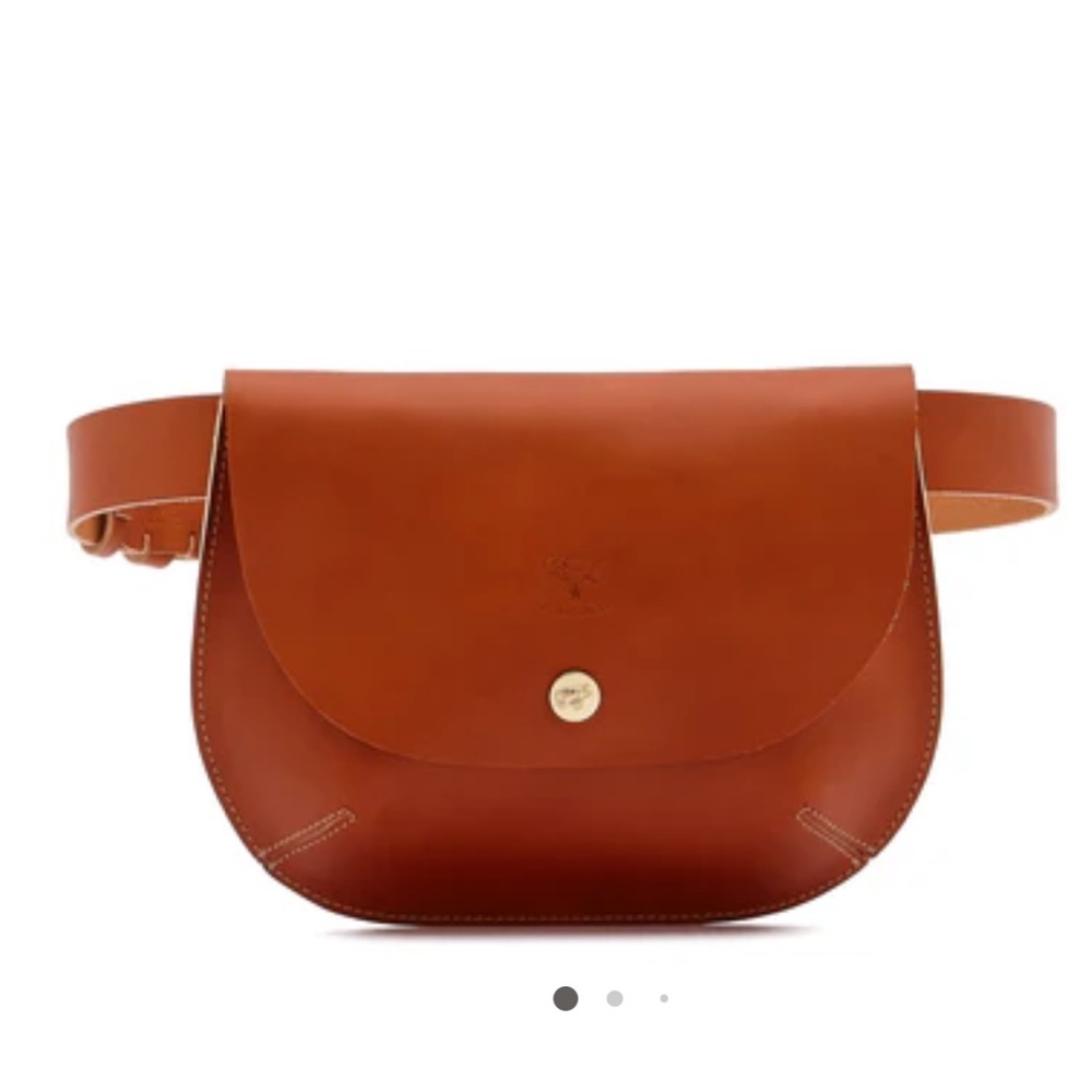 Il Bisonte Parione
Women's belt bag in tan leather